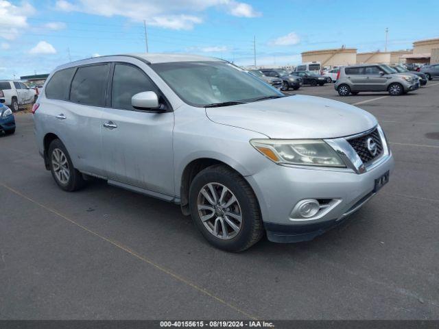  Salvage Nissan Pathfinder