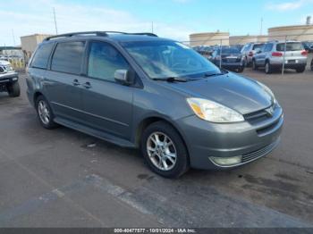  Salvage Toyota Sienna