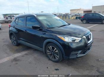  Salvage Nissan Kicks