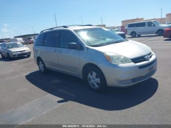  Salvage Toyota Sienna