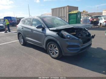  Salvage Hyundai TUCSON