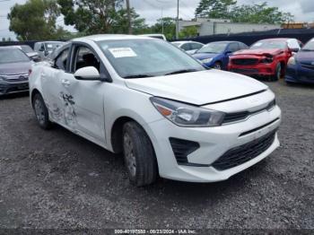  Salvage Kia Rio