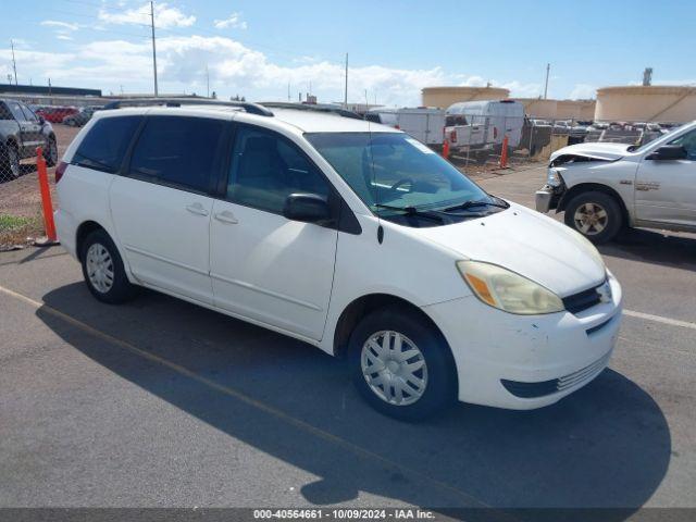  Salvage Toyota Sienna