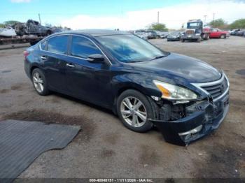  Salvage Nissan Altima