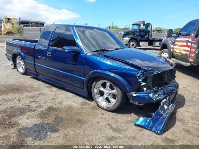  Salvage Chevrolet S-10