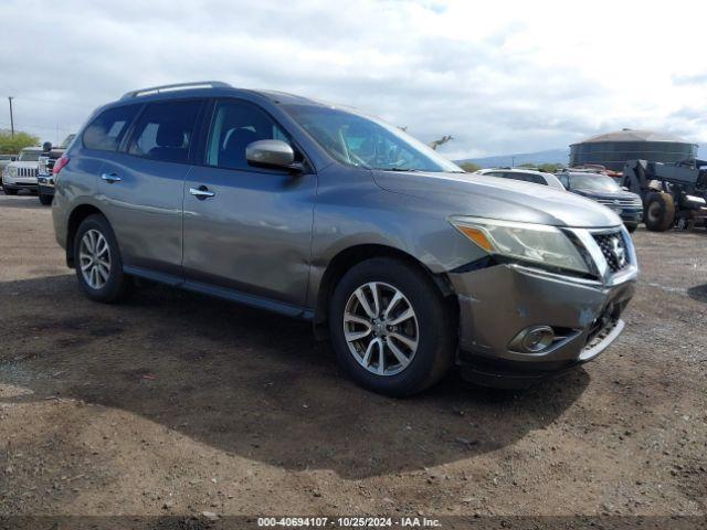  Salvage Nissan Pathfinder