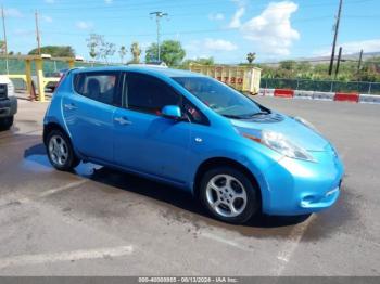  Salvage Nissan LEAF