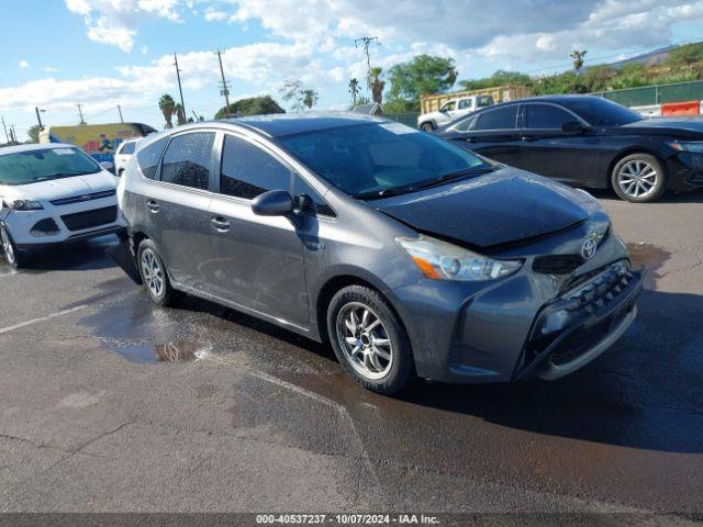  Salvage Toyota Prius v