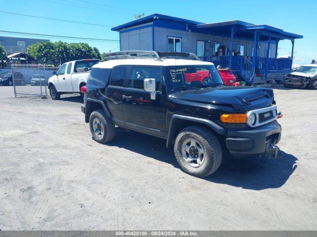  Salvage Toyota FJ Cruiser