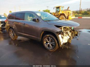  Salvage Toyota Highlander