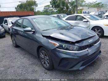  Salvage Kia Forte