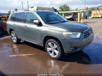  Salvage Toyota Highlander