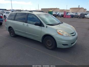  Salvage Toyota Sienna