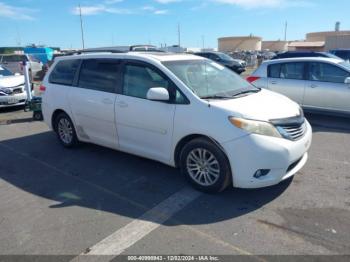  Salvage Toyota Sienna