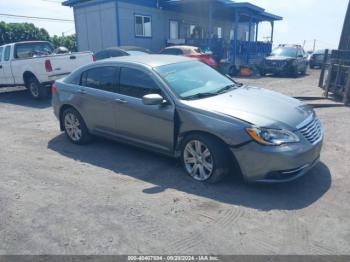  Salvage Chrysler 200