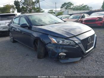  Salvage Nissan Altima