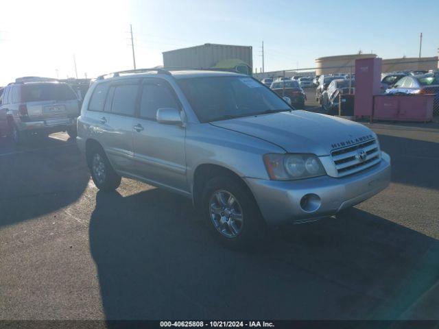  Salvage Toyota Highlander