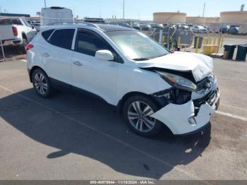  Salvage Hyundai TUCSON