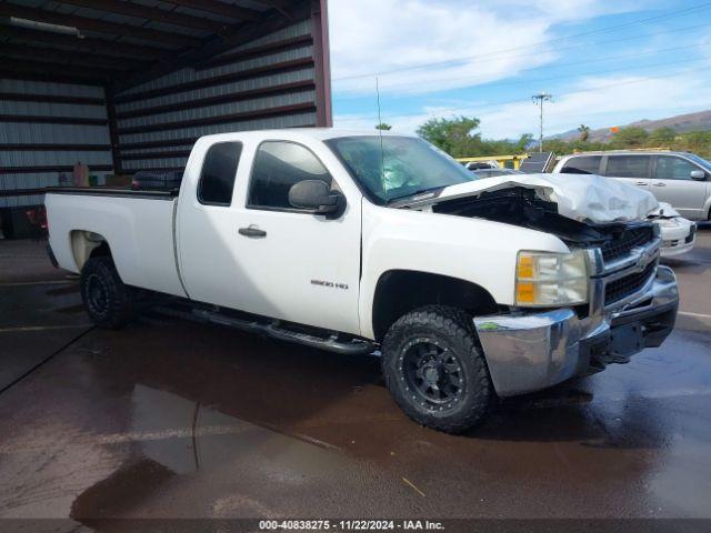  Salvage Chevrolet Silverado 2500