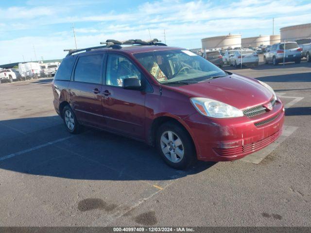  Salvage Toyota Sienna