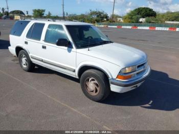  Salvage Chevrolet Blazer