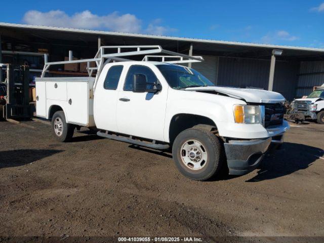  Salvage GMC Sierra 2500