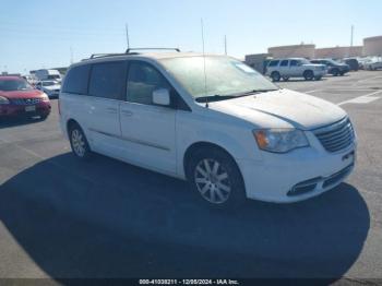  Salvage Chrysler Town & Country