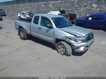  Salvage Toyota Tacoma