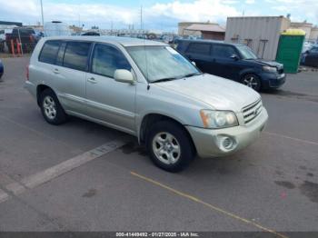  Salvage Toyota Highlander