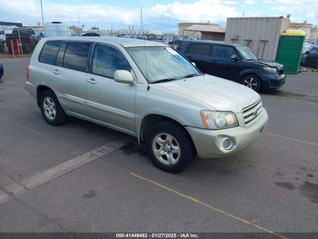  Salvage Toyota Highlander