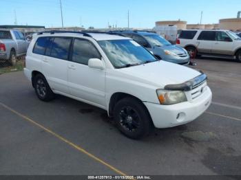  Salvage Toyota Highlander