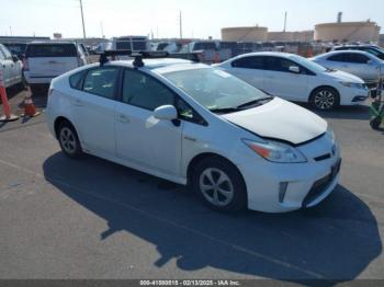  Salvage Toyota Prius