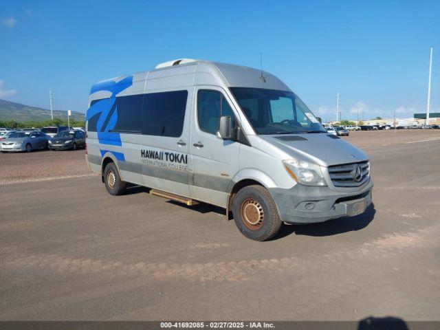  Salvage Mercedes-Benz Sprinter 2500