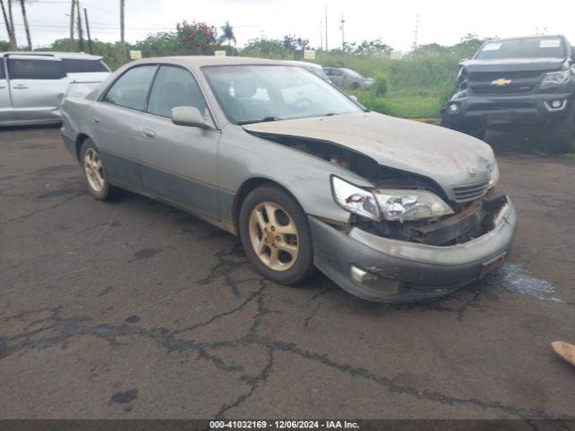  Salvage Lexus Es