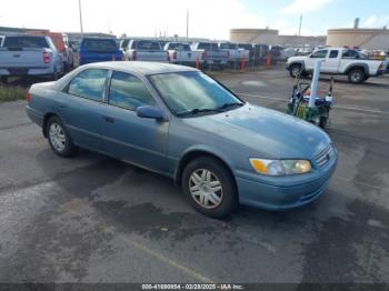  Salvage Toyota Camry