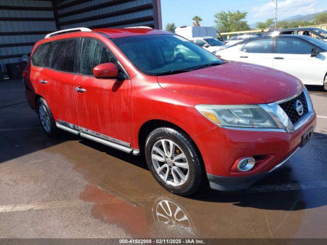  Salvage Nissan Pathfinder