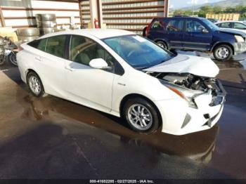  Salvage Toyota Prius