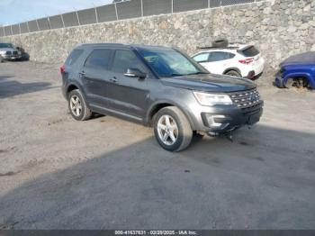  Salvage Ford Explorer