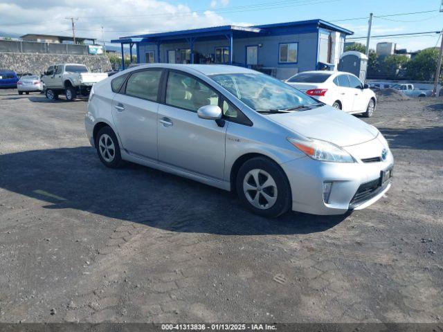  Salvage Toyota Prius