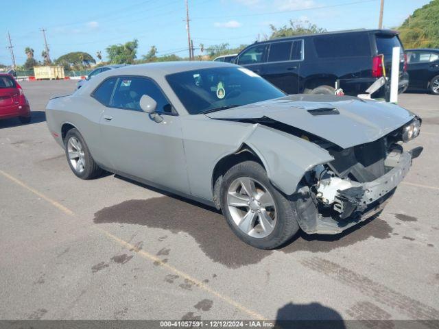  Salvage Dodge Challenger