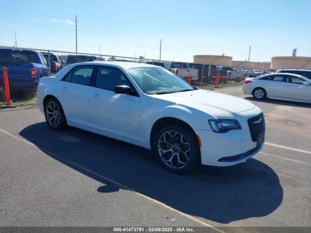  Salvage Chrysler 300