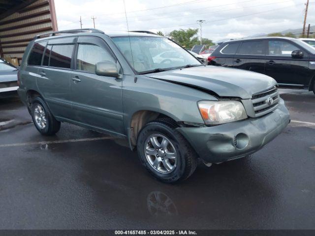  Salvage Toyota Highlander