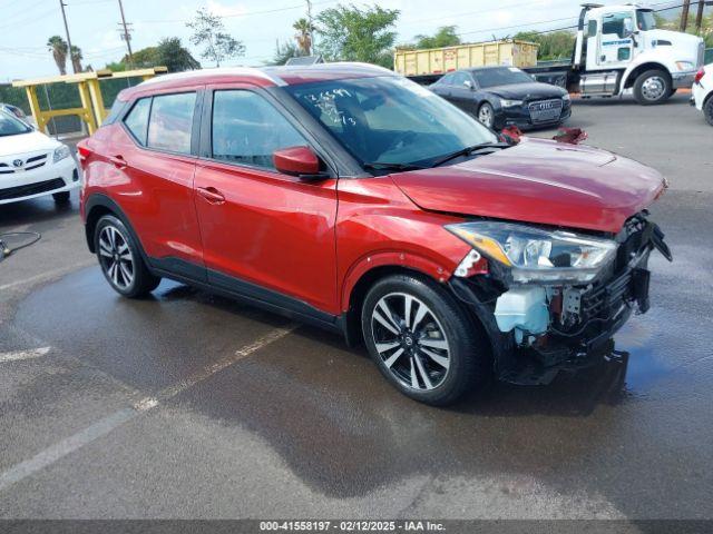  Salvage Nissan Kicks