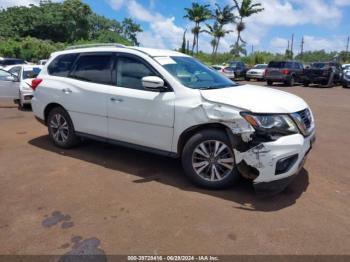  Salvage Nissan Pathfinder