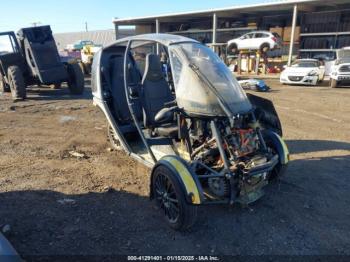  Salvage Arcimoto Fuv