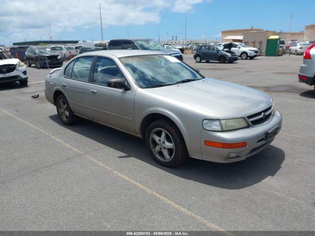  Salvage Nissan Maxima