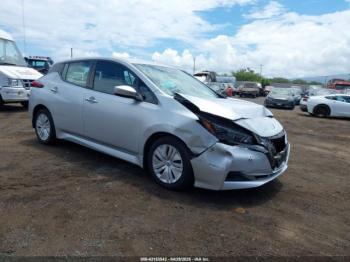  Salvage Nissan LEAF