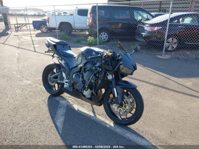  Salvage Honda Cbr600