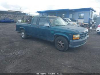  Salvage Dodge Dakota