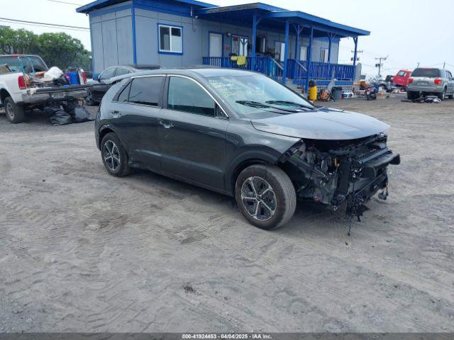  Salvage Kia Niro